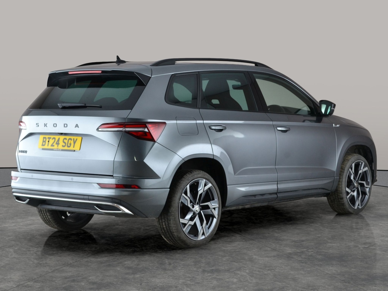 Used Skoda Karoq 2024 for sale - 77221497: Photo 11