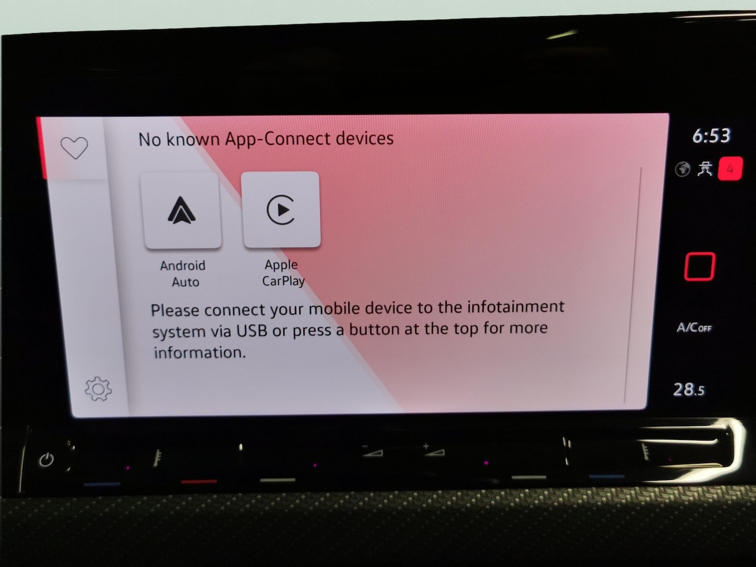 Used Volkswagen Golf 2023 for sale - 76542619: Photo 15