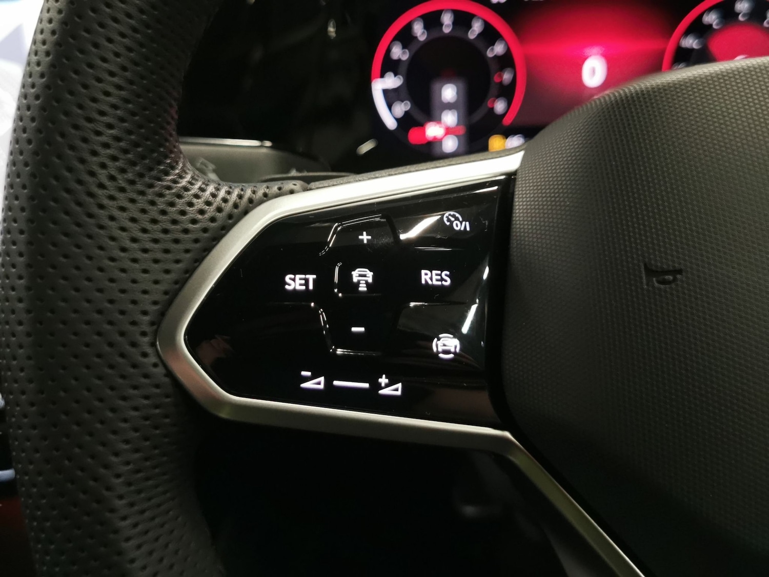 Used Volkswagen Golf 2023 for sale - 76542619: Photo 23