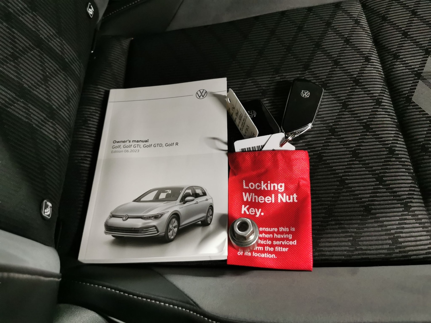 Used Volkswagen Golf 2023 for sale - 76542619: Photo 35