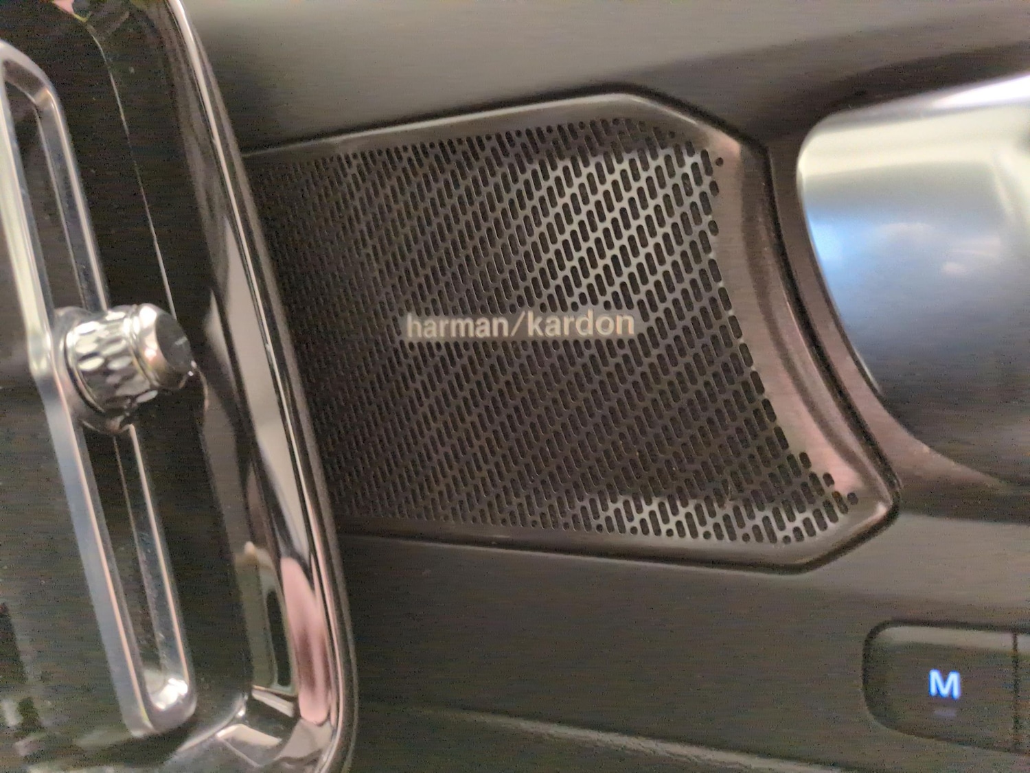 Used Volvo C40 2023 for sale - 77702954: Photo 6