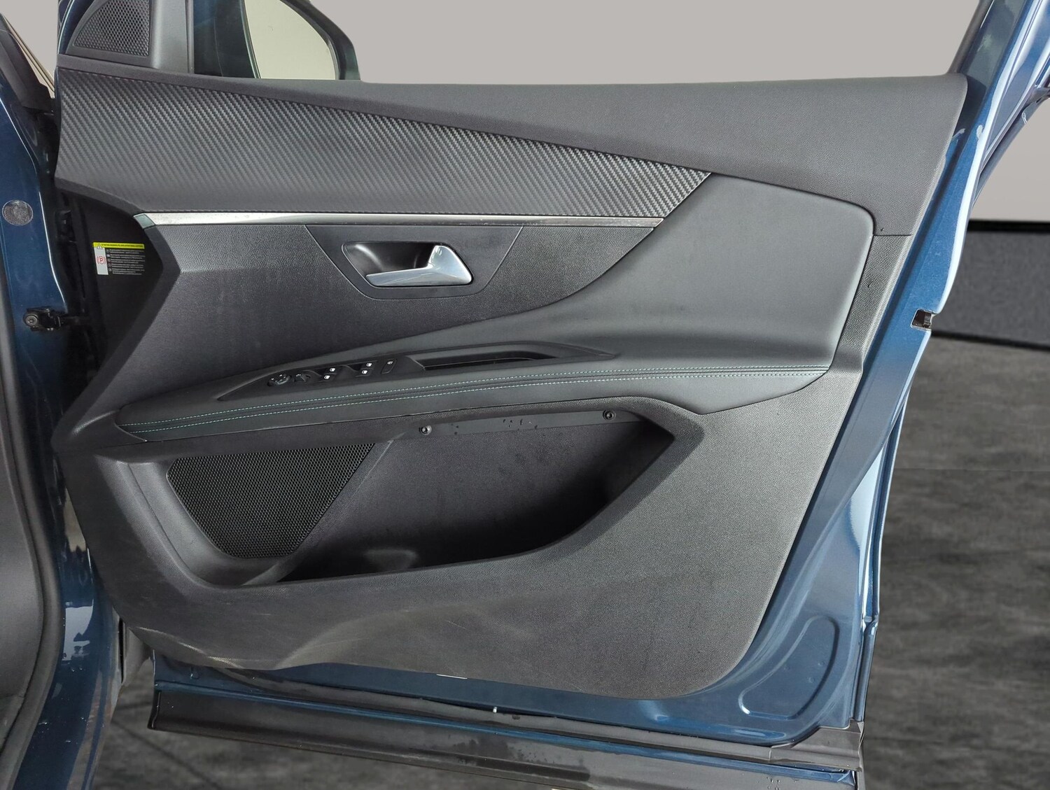 Used Peugeot 3008 2021 for sale - 77885686: Photo 30