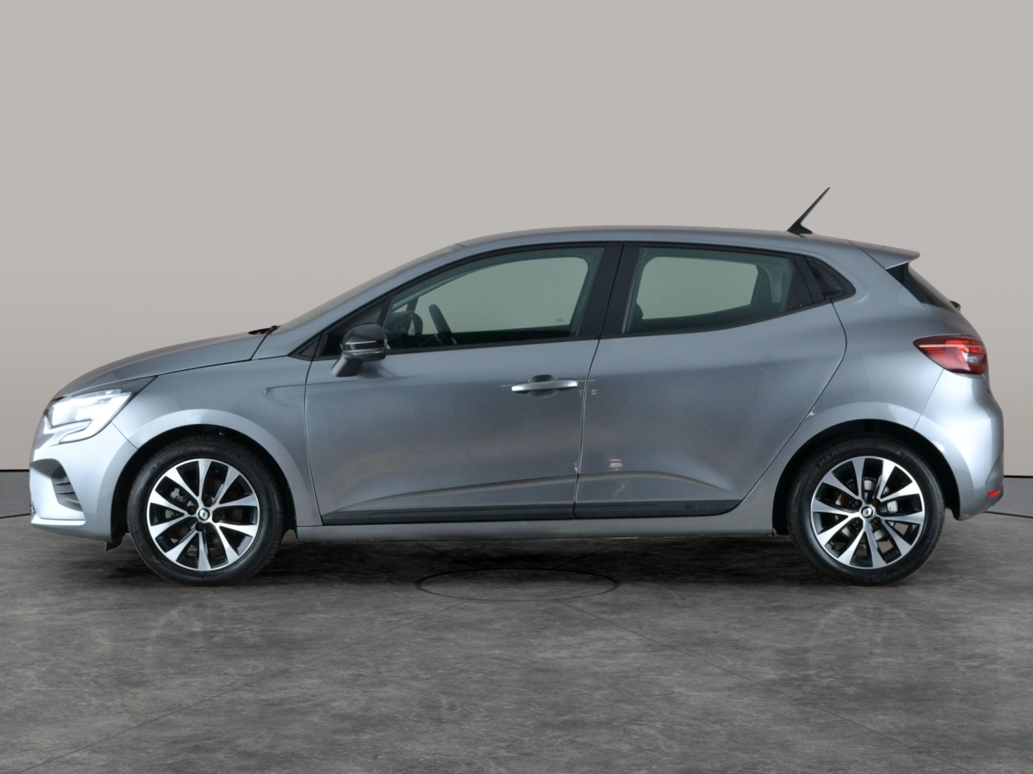 Used Renault Clio 2022 for sale - 77241276: Photo 12