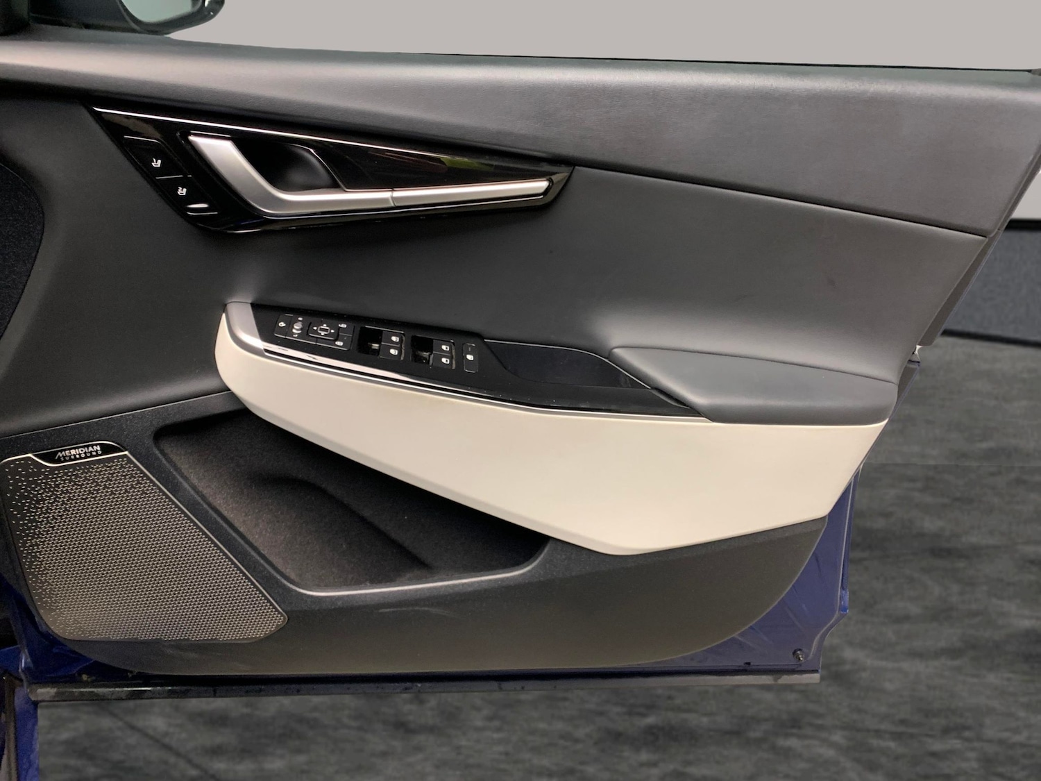 Used Kia EV6 2023 for sale - 77061977: Photo 37