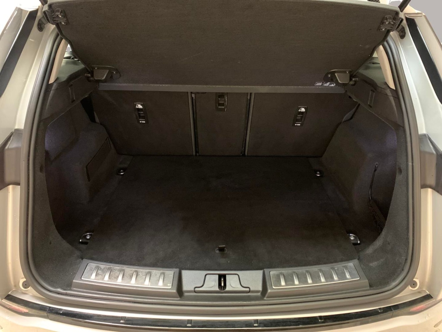 Used Land Rover Range Rover Evoque 2021 for sale - 77631061: Photo 31