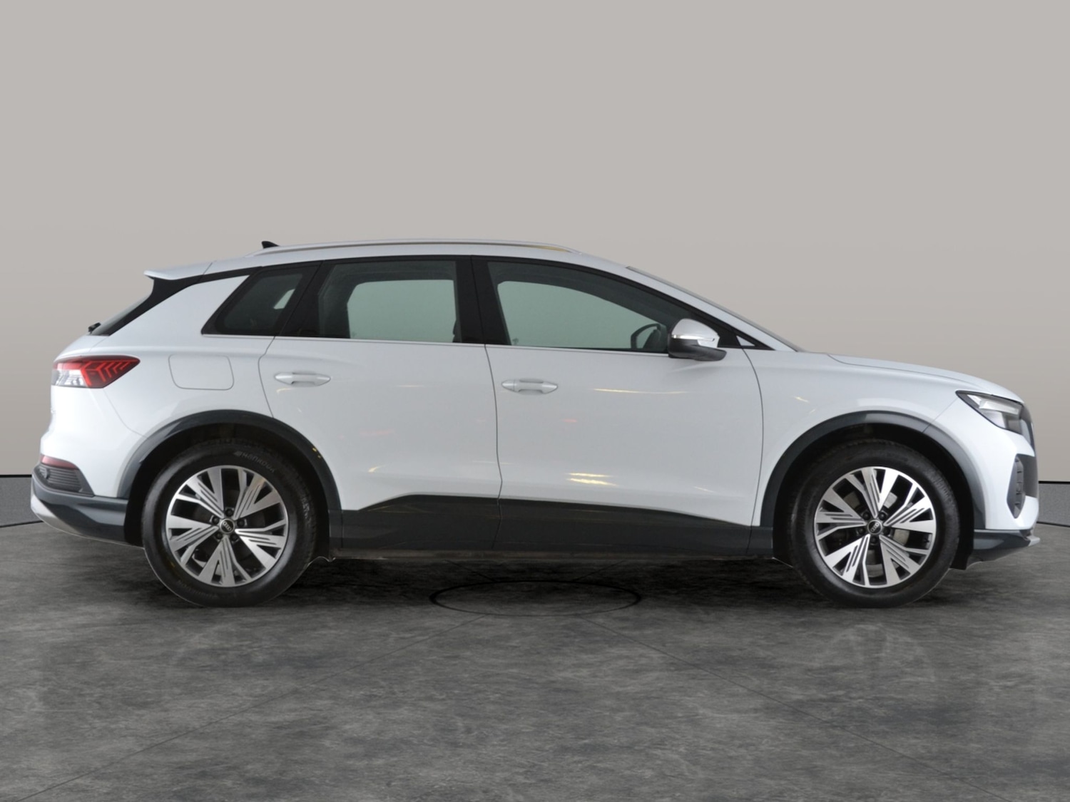 Used Audi Q4 e-tron 2023 for sale - 78166808: Photo 10