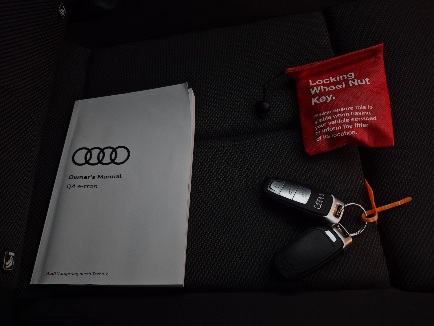 Used Audi Q4 e-tron 2023 for sale - 78166808: Photo 35