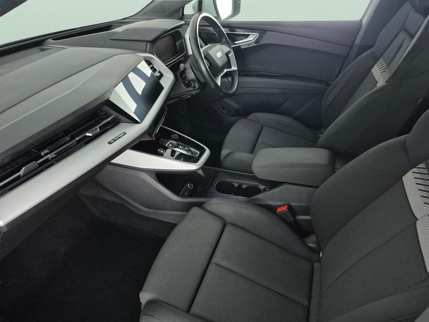 Used Audi Q4 e-tron 2023 for sale - 78166808: Photo 4