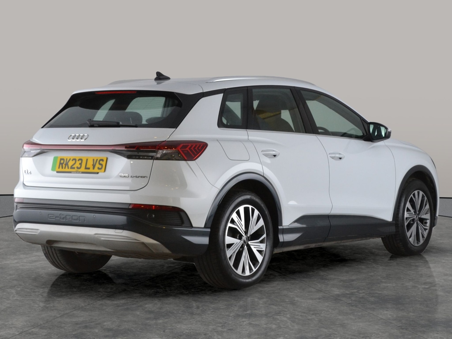 Used Audi Q4 e-tron 2023 for sale - 78166808: Photo 9