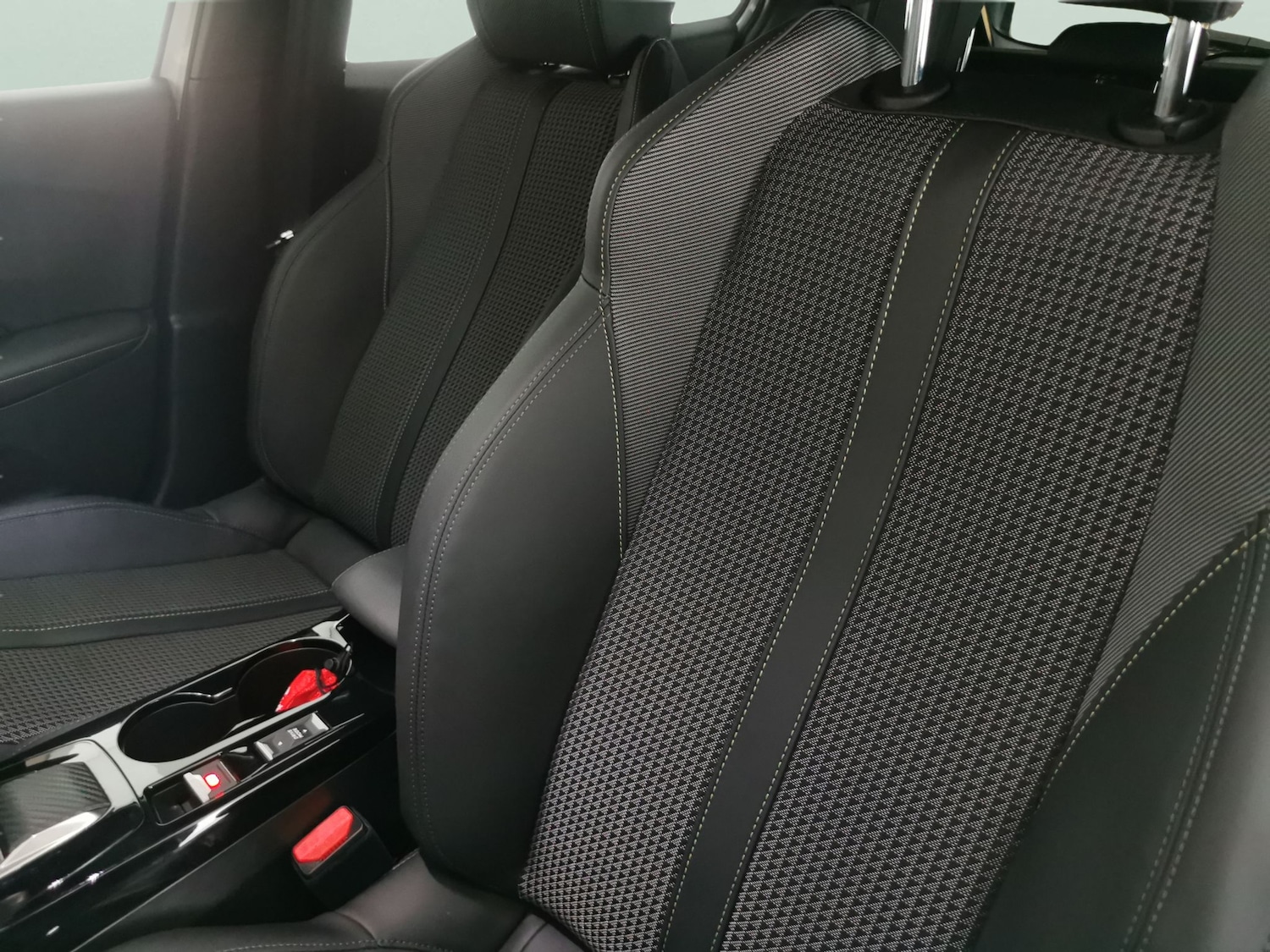 Used Peugeot 2008 2022 for sale - 77159873: Photo 24