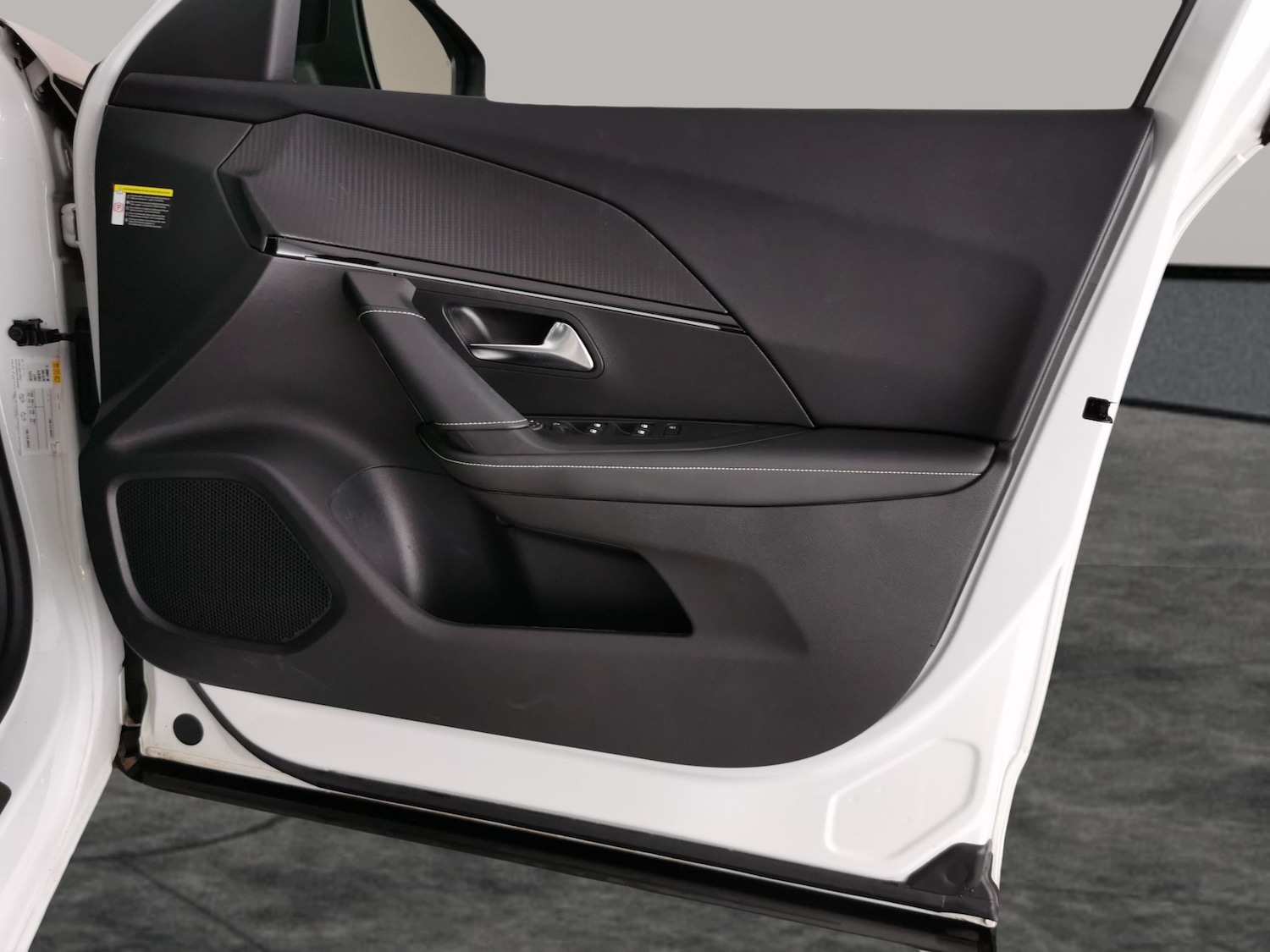 Used Peugeot 2008 2022 for sale - 77159873: Photo 34