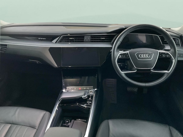 Used Audi e-tron 2021 for sale - 76191832: Photo 4