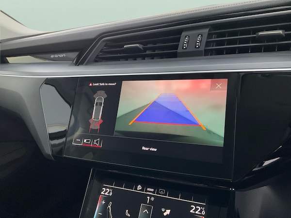 Used Audi e-tron 2021 for sale - 76191832: Photo 9