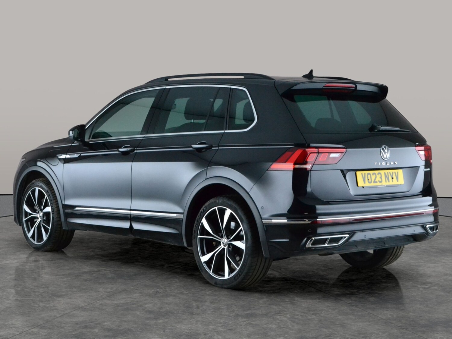 Used Volkswagen Tiguan 2023 for sale - 78060961: Photo 11