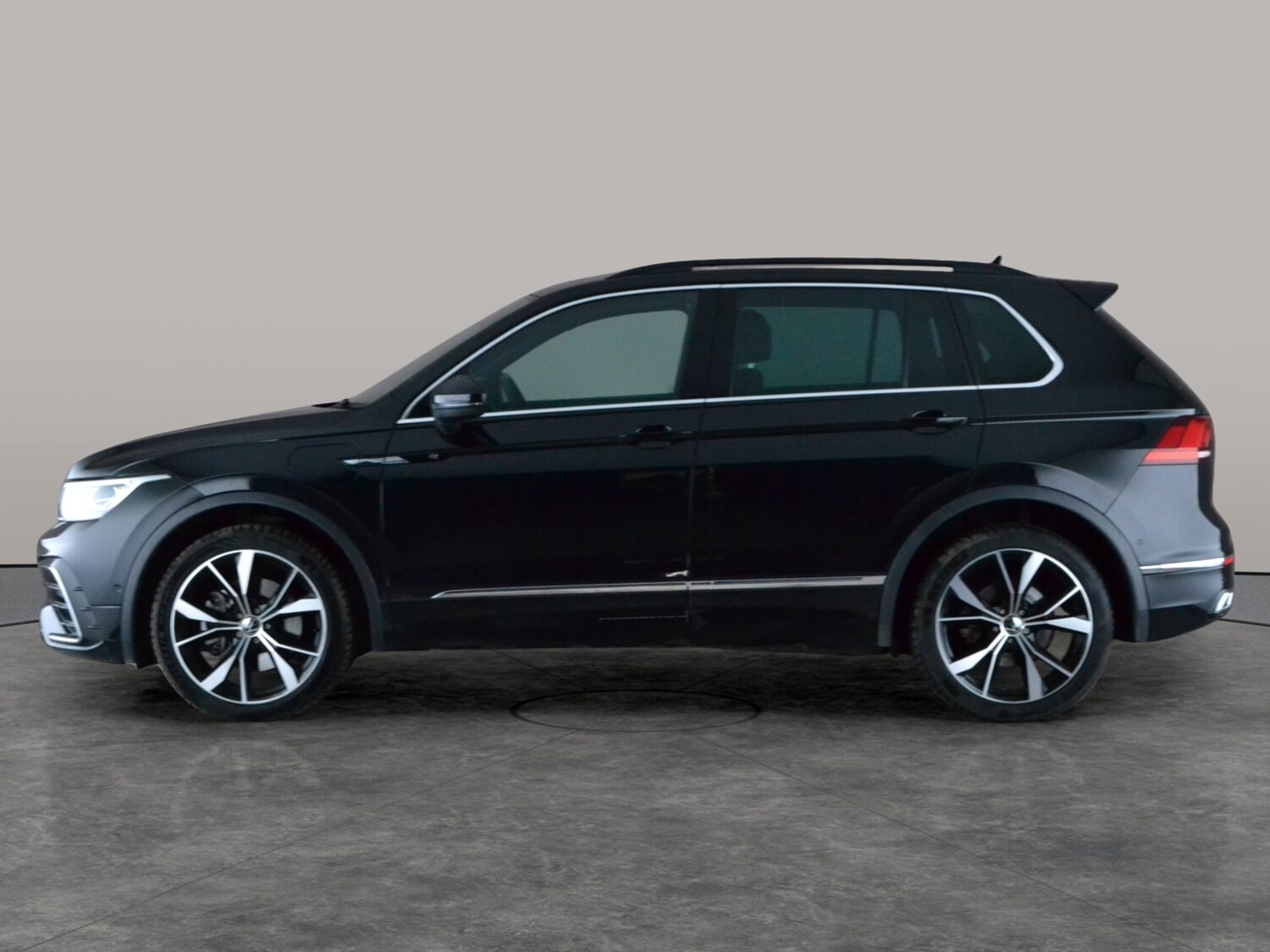 Used Volkswagen Tiguan 2023 for sale - 78060961: Photo 12