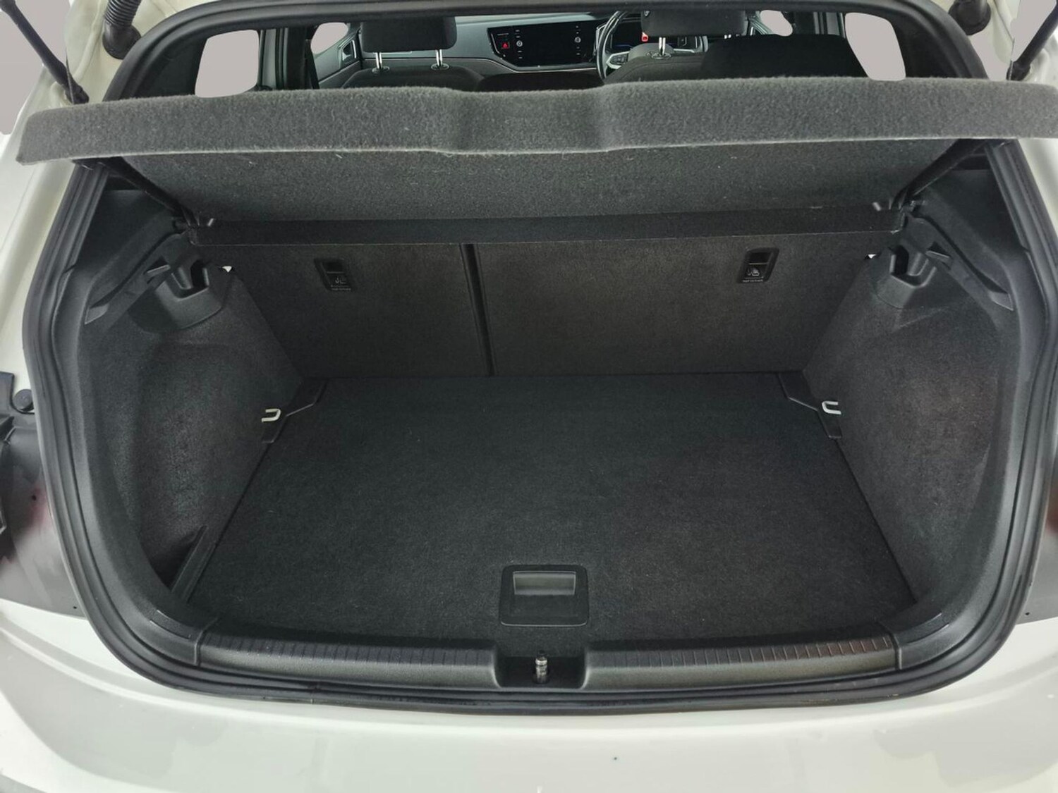 Used Volkswagen Polo 2023 for sale - 77856053: Photo 30