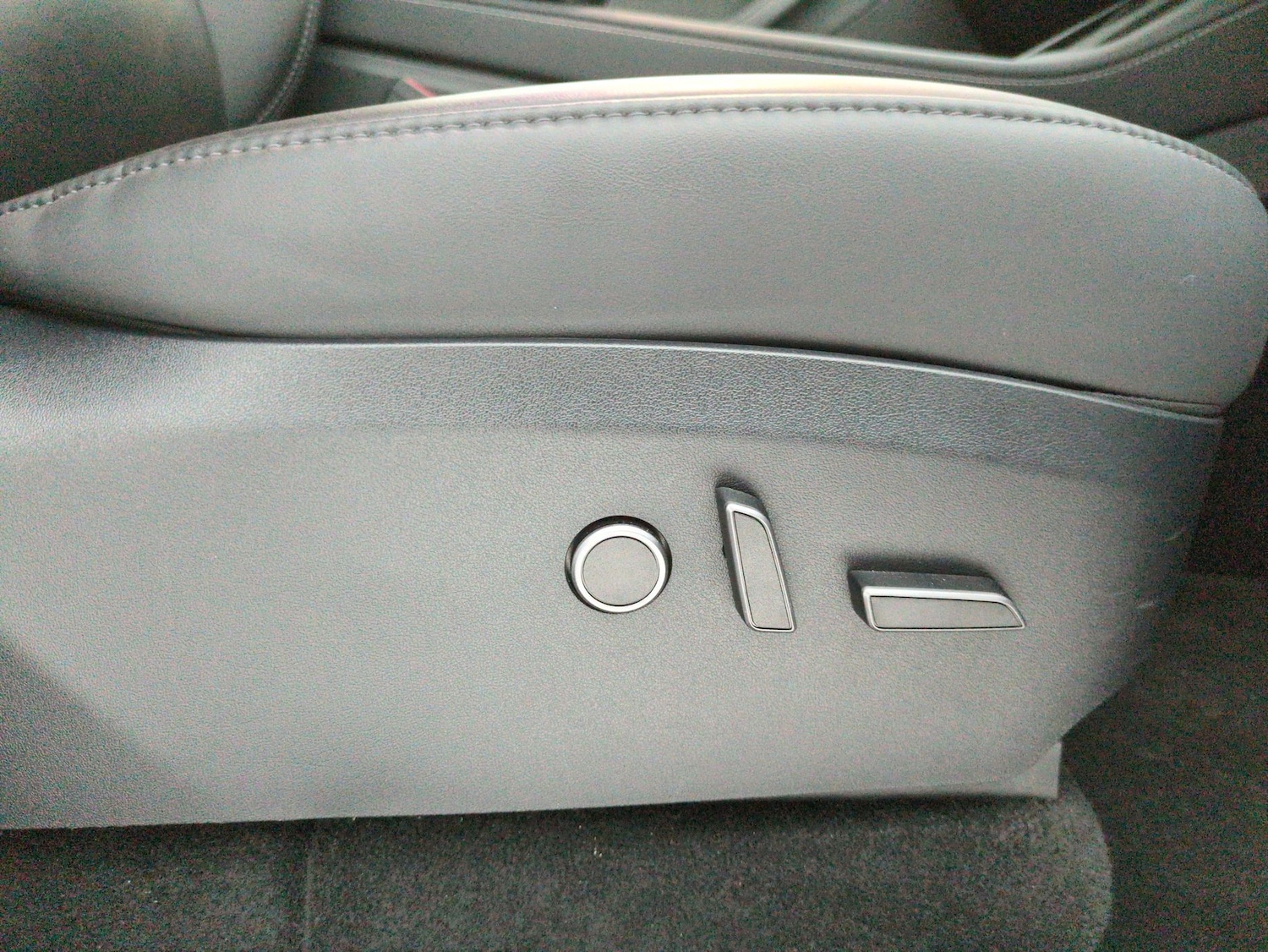 Used Tesla Model Y 2024 for sale - 77911660: Photo 18