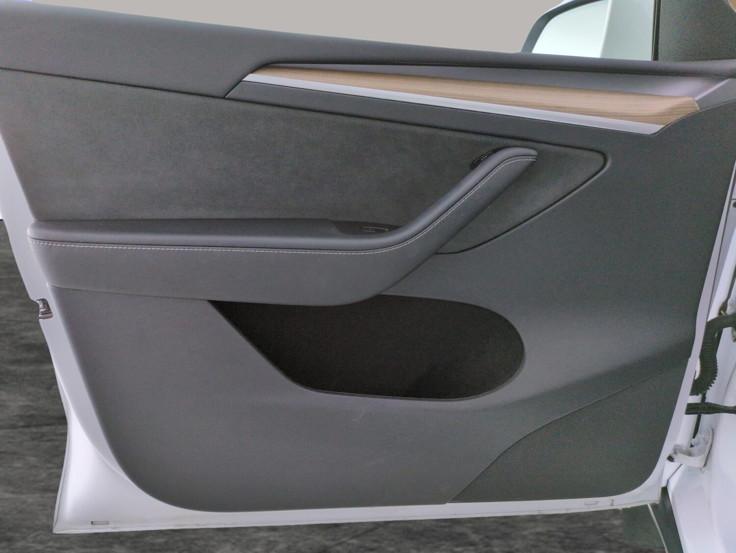 Used Tesla Model Y 2024 for sale - 77911660: Photo 30