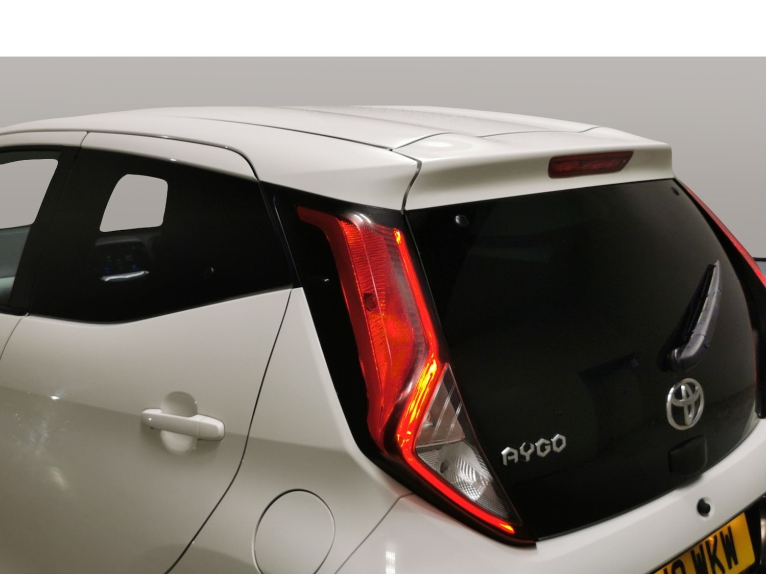 Used Toyota AYGO 2019 for sale - 76587898: Photo 14