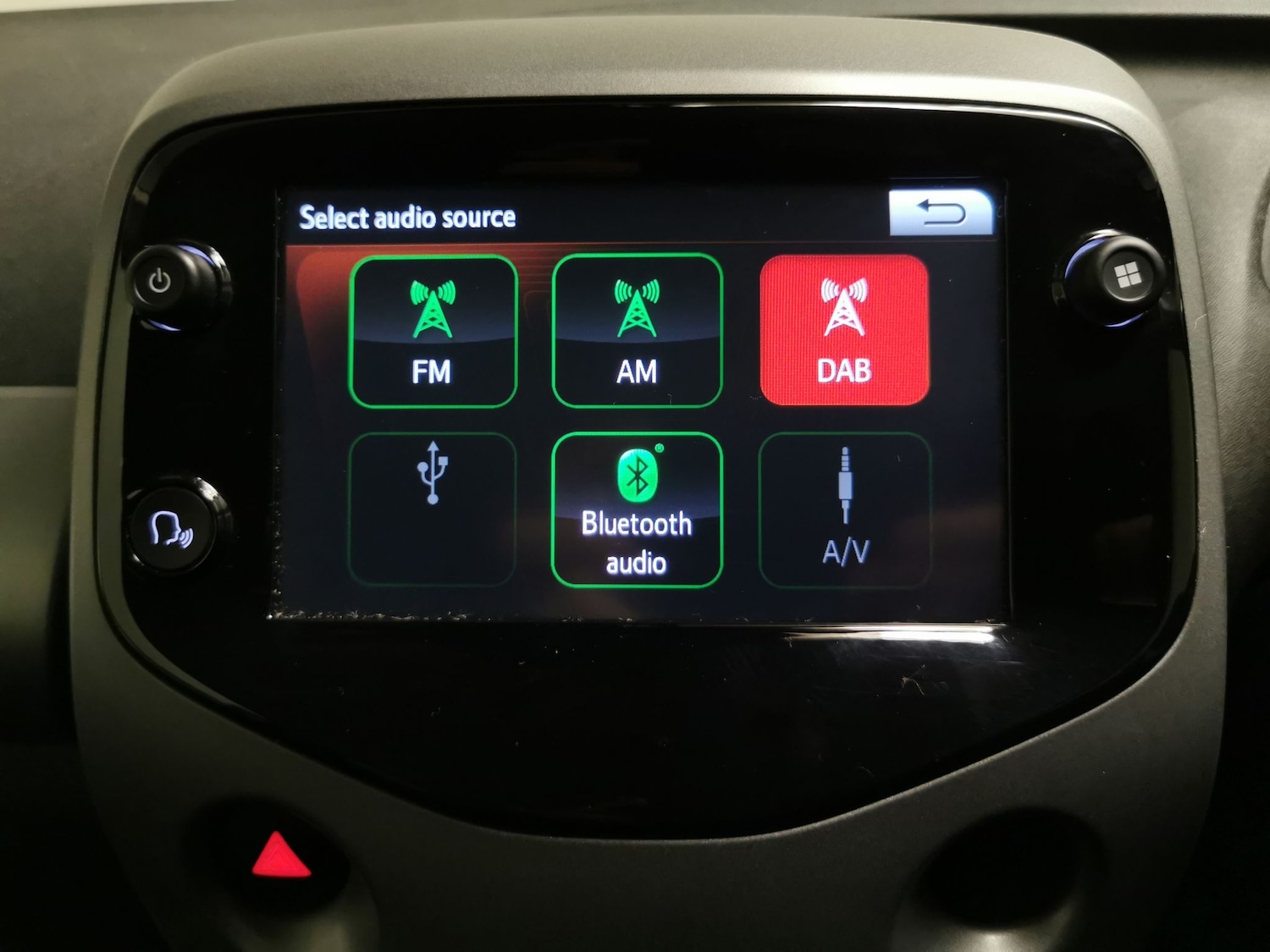 Used Toyota AYGO 2019 for sale - 76587898: Photo 18