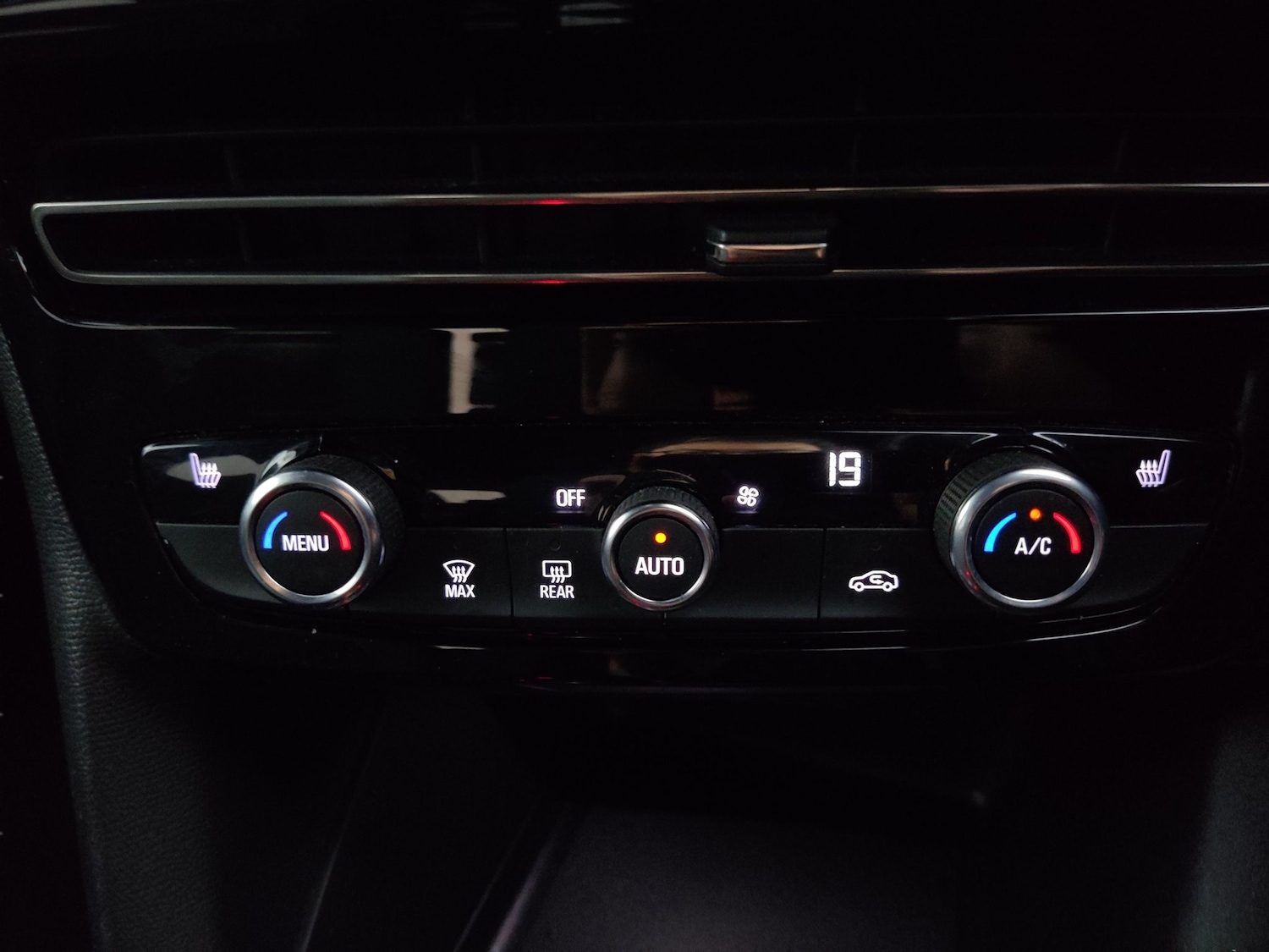 Used Vauxhall Mokka 2023 for sale - 78095539: Photo 21