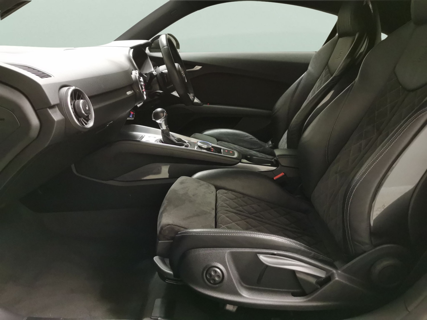 Used Audi TT 2019 for sale - 77312590: Photo 4