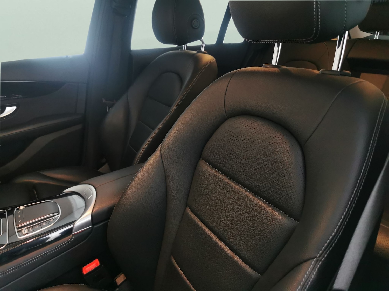 Used Mercedes-Benz GLC 2020 for sale - 77127992: Photo 6