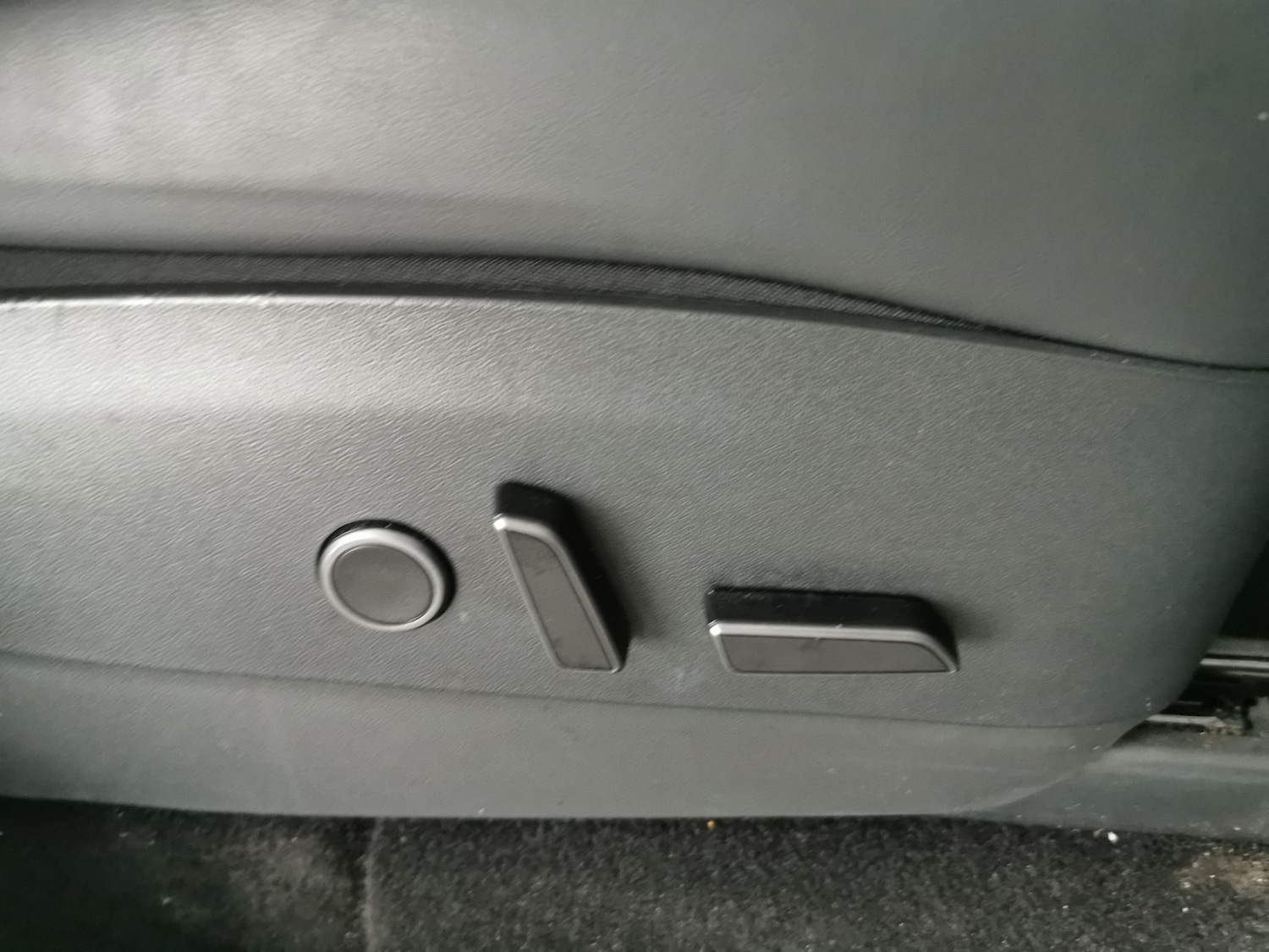 Used Tesla Model Y 2023 for sale - 76915479: Photo 24