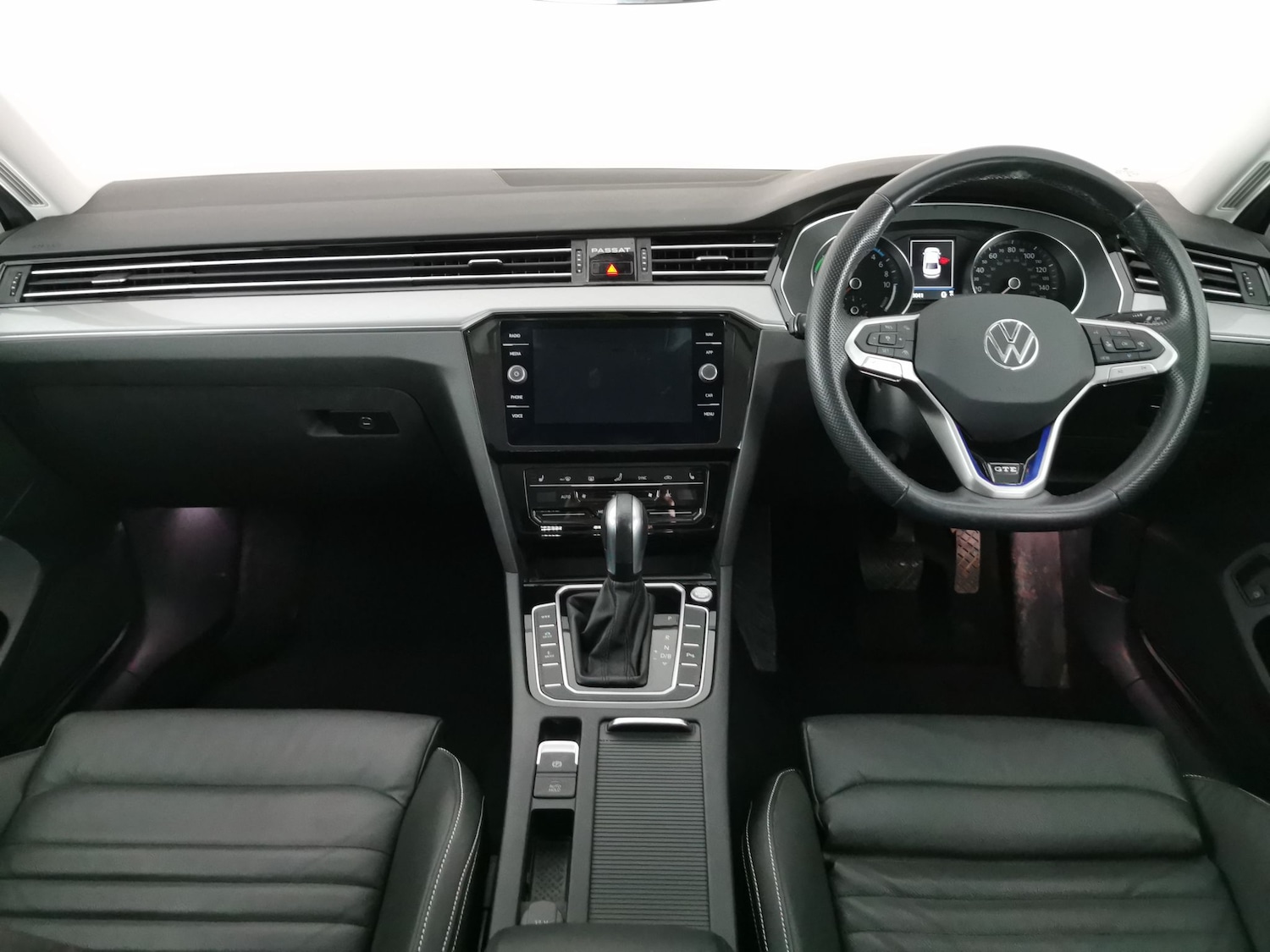 Used Volkswagen Passat 2022 for sale - 76738732: Photo 4