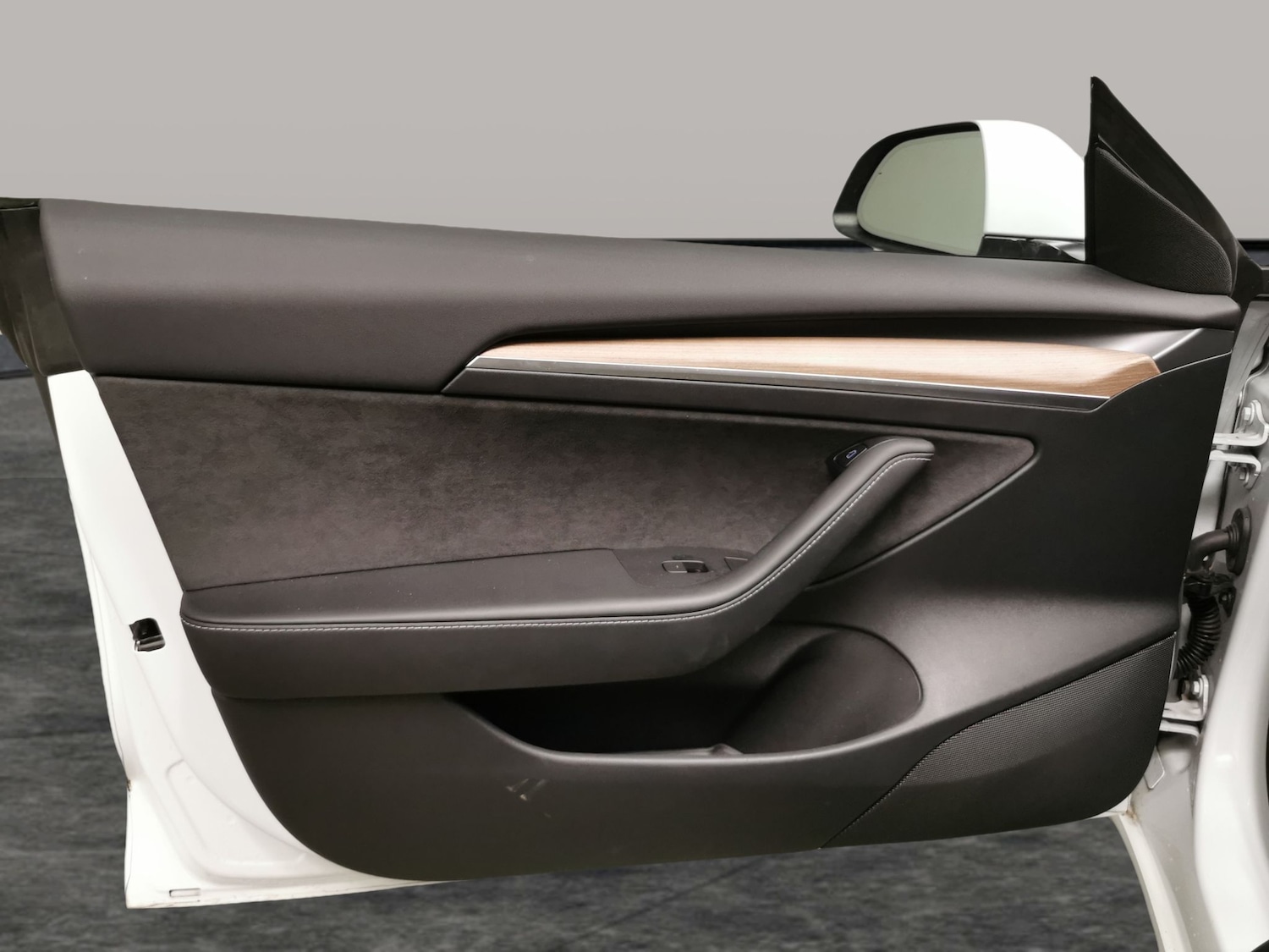 Used Tesla Model 3 2023 for sale - 76853800: Photo 27