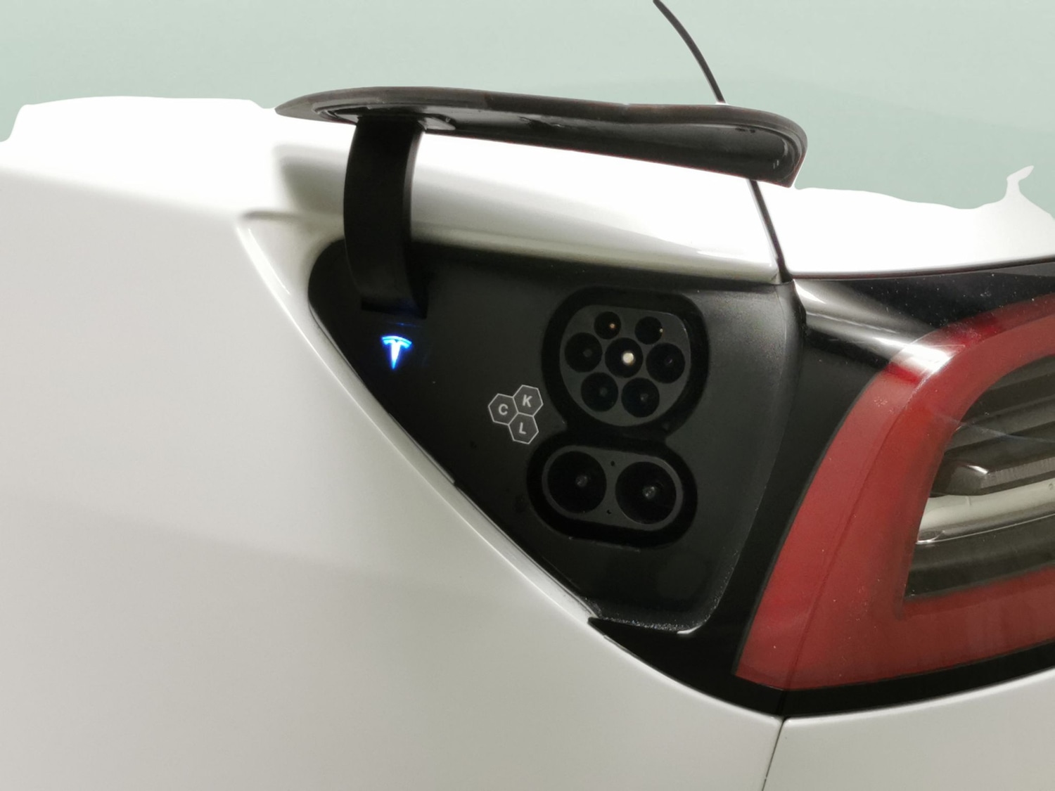 Used Tesla Model 3 2023 for sale - 76853800: Photo 31