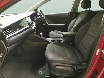 Used Kia Niro 2022 for sale - 76450055: Photo