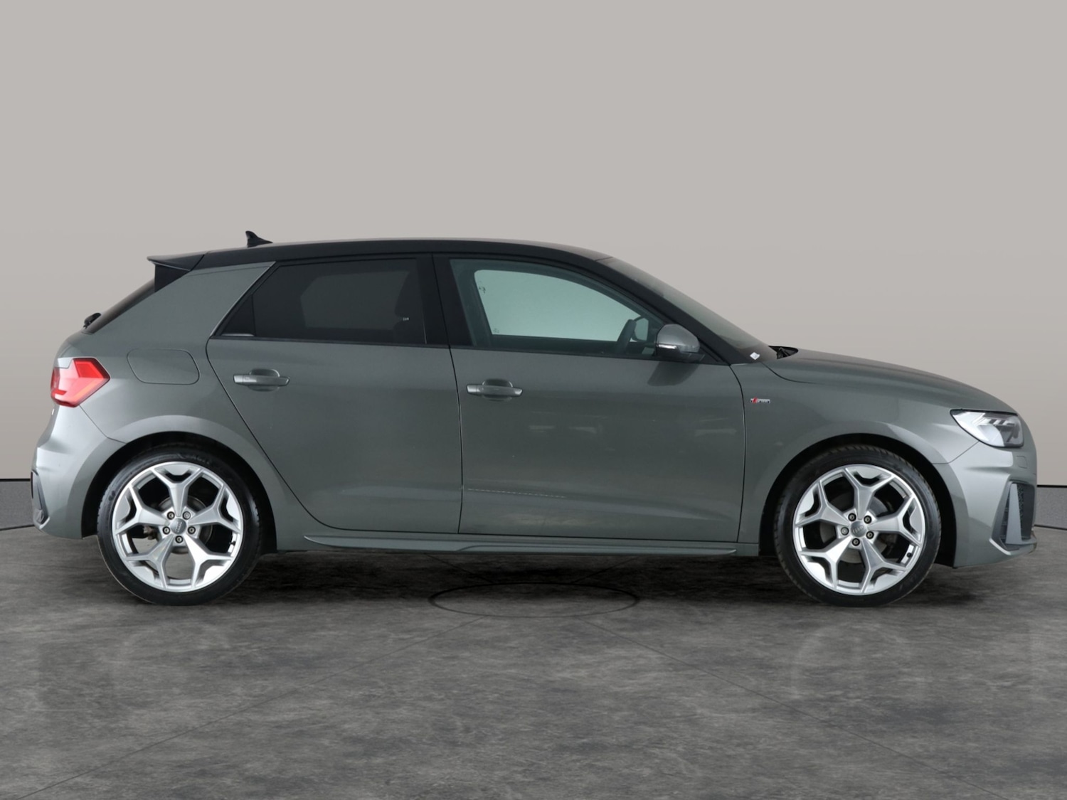 Used Audi A1 2019 for sale - 76661498: Photo 9