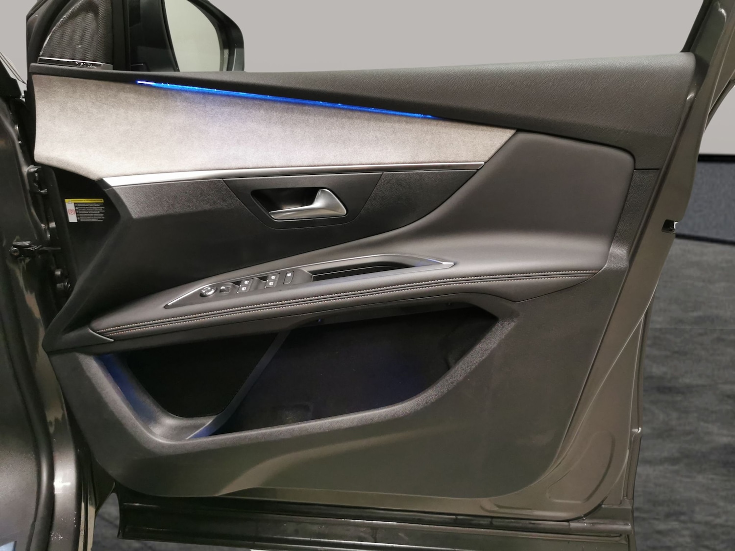 Used Peugeot 3008 2023 for sale - 76935039: Photo 28