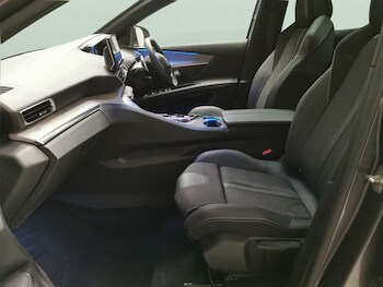 Used Peugeot 3008 2023 for sale - 76935039: Photo