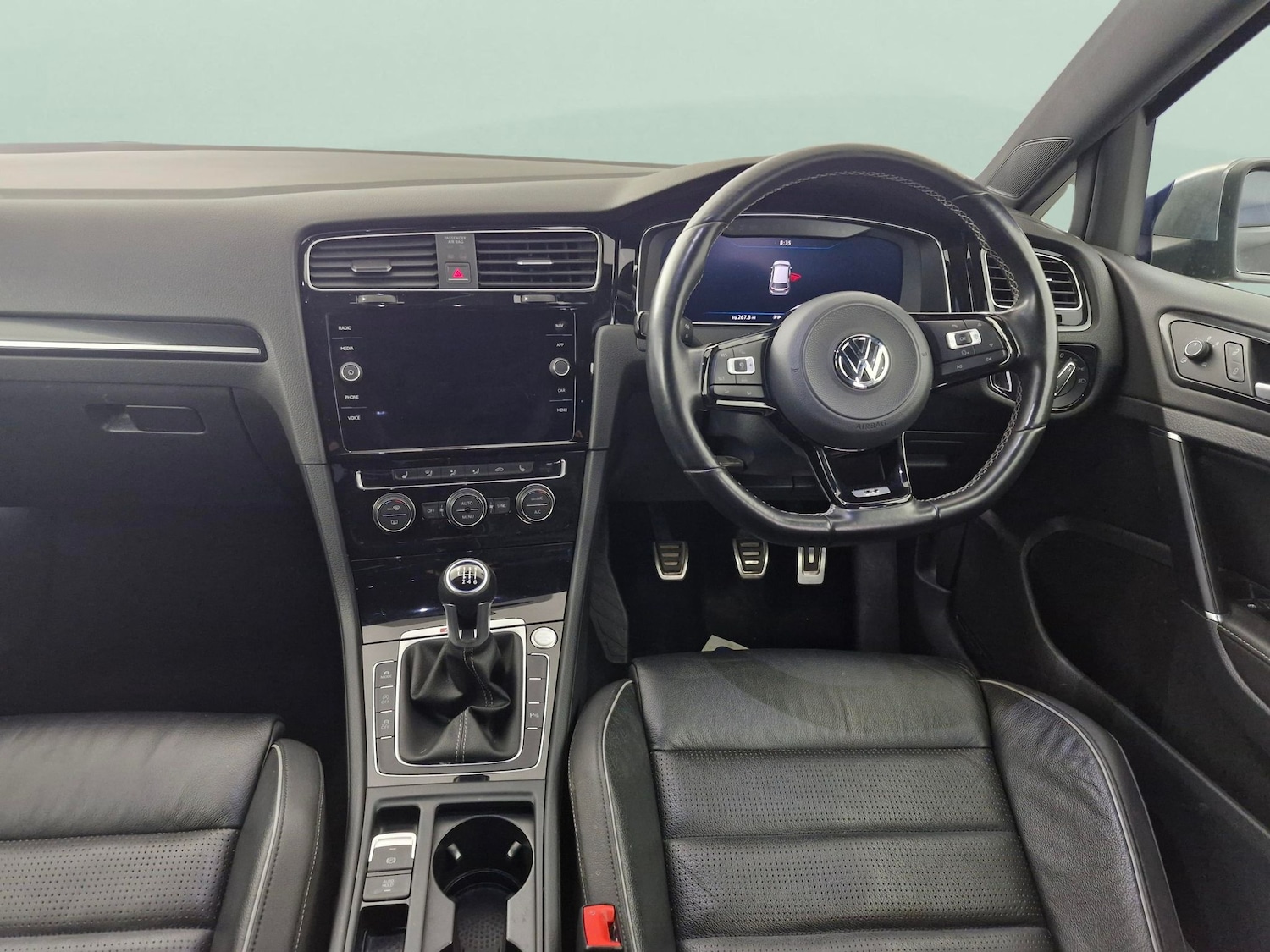 Used Volkswagen Golf 2017 for sale - 78187621: Photo 4