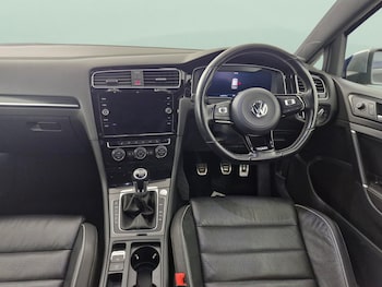 Used Volkswagen Golf 2017 for sale - 78187621: Photo