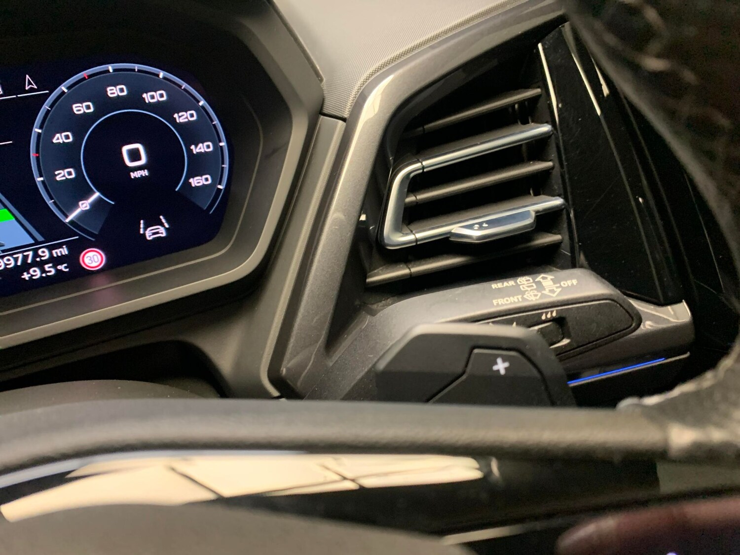 Used Audi Q4 e-tron 2023 for sale - 77347519: Photo 19