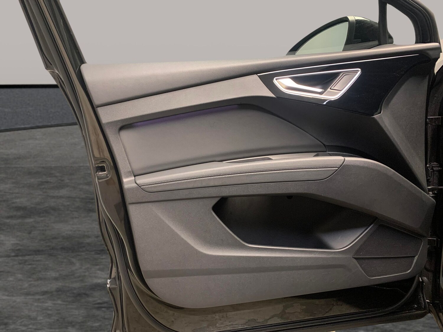 Used Audi Q4 e-tron 2023 for sale - 77347519: Photo 27