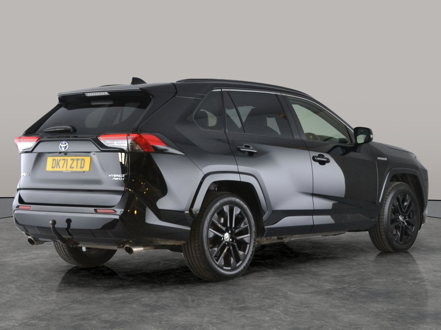 Used Toyota RAV4 2021 for sale - 76118130: Photo 14