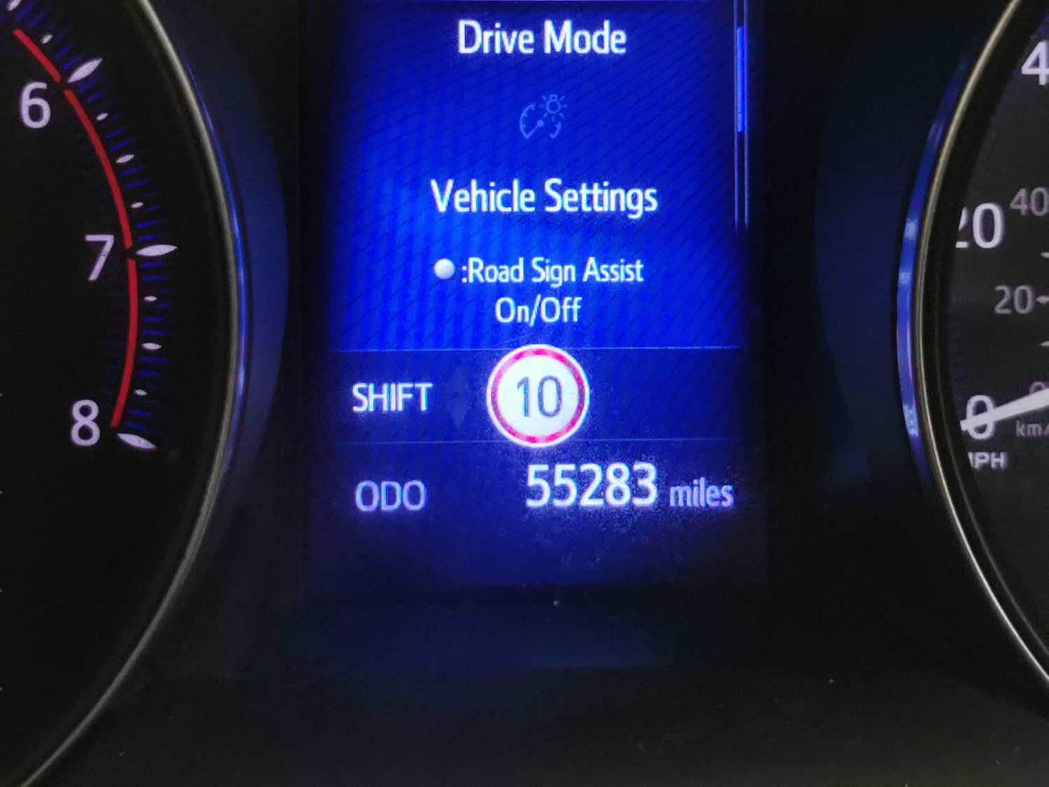 Used Toyota C-HR 2018 for sale - 76650865: Photo 18