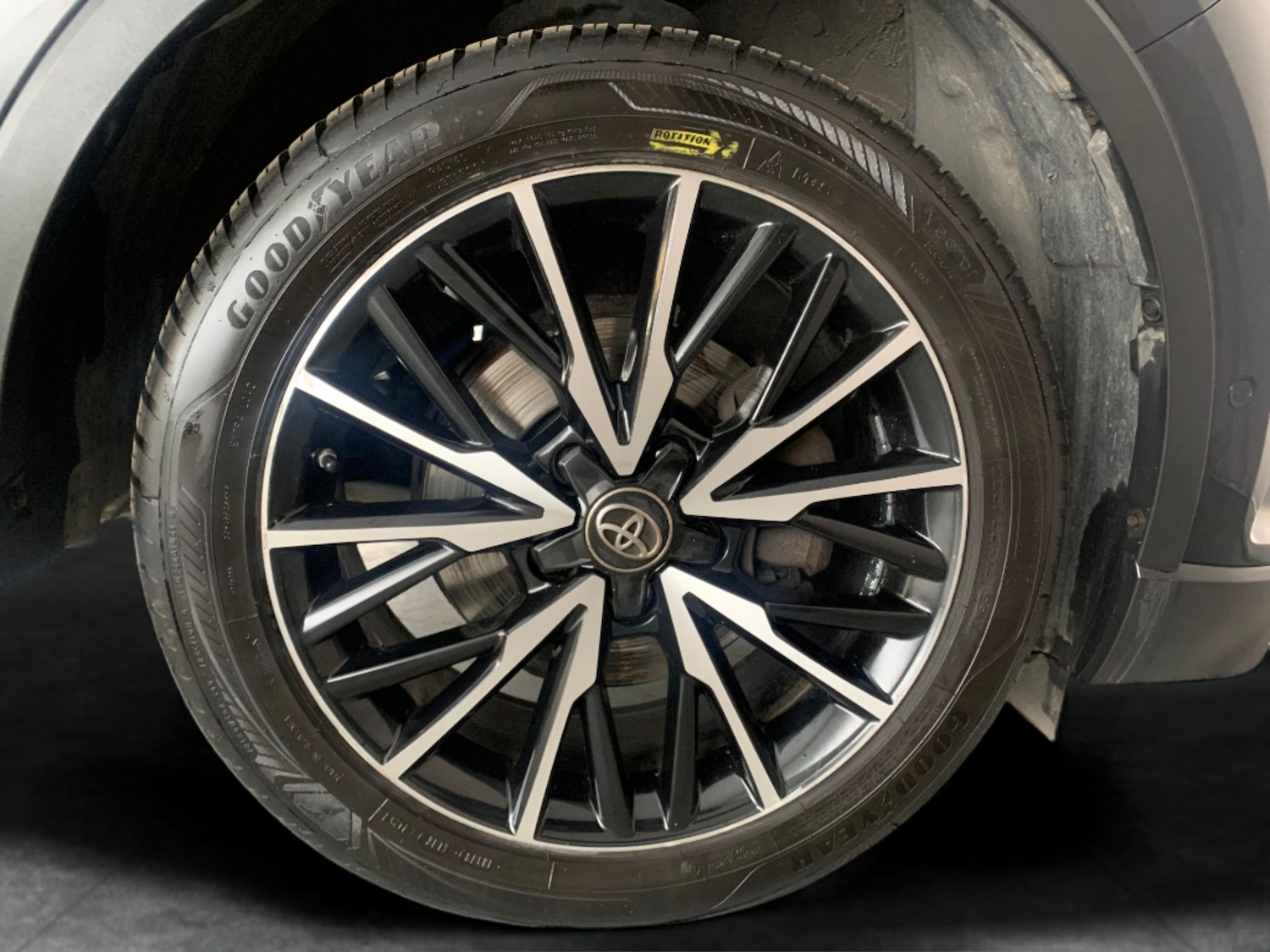 Used Toyota C-HR 2018 for sale - 76650865: Photo 23