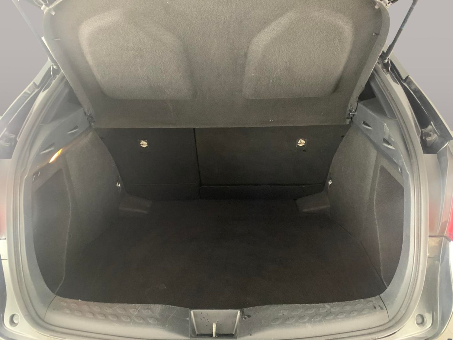 Used Toyota C-HR 2018 for sale - 76650865: Photo 26