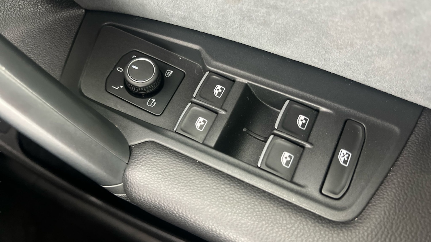 Used Volkswagen Tiguan 2021 for sale - 77090147: Photo 28