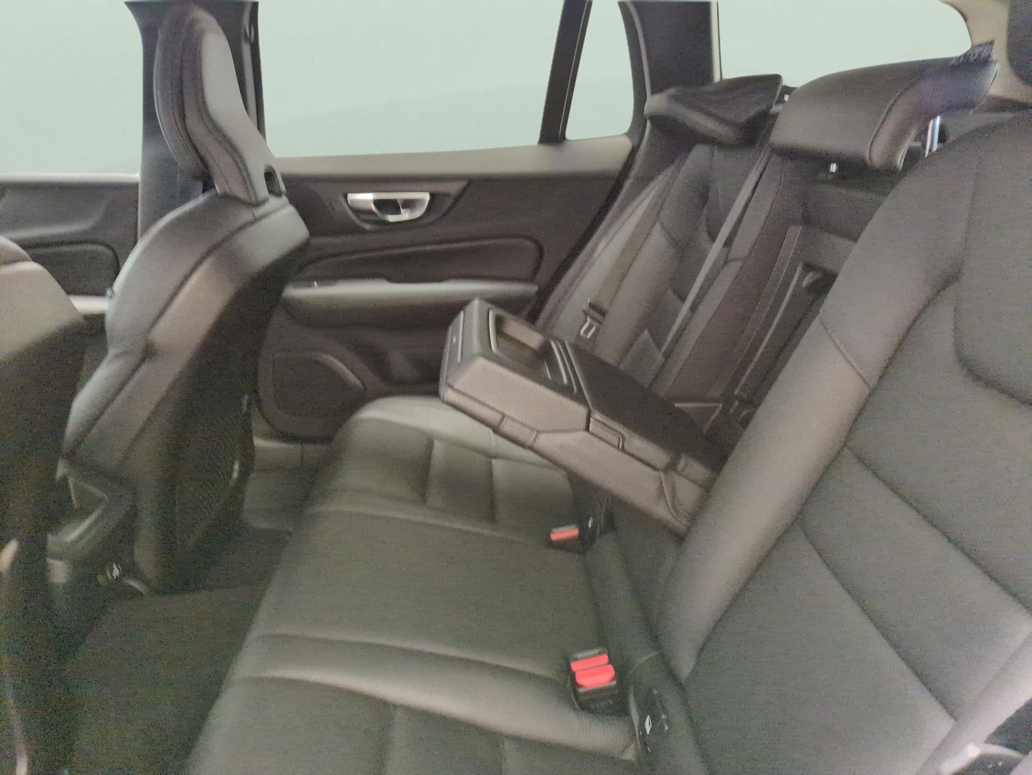 Used Volvo V60 2019 for sale - 76118203: Photo 31