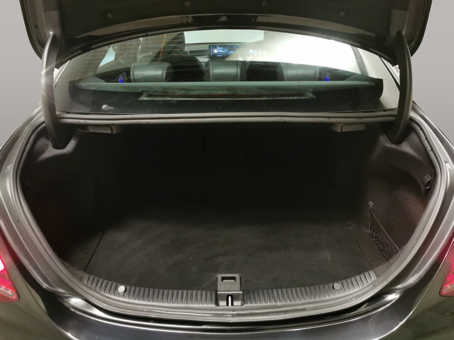 Used Mercedes-Benz C Class 2019 for sale - 77061909: Photo 33