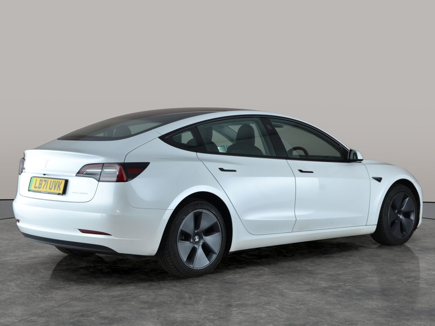 Used Tesla Model 3 2021 for sale - 77347361: Photo 12