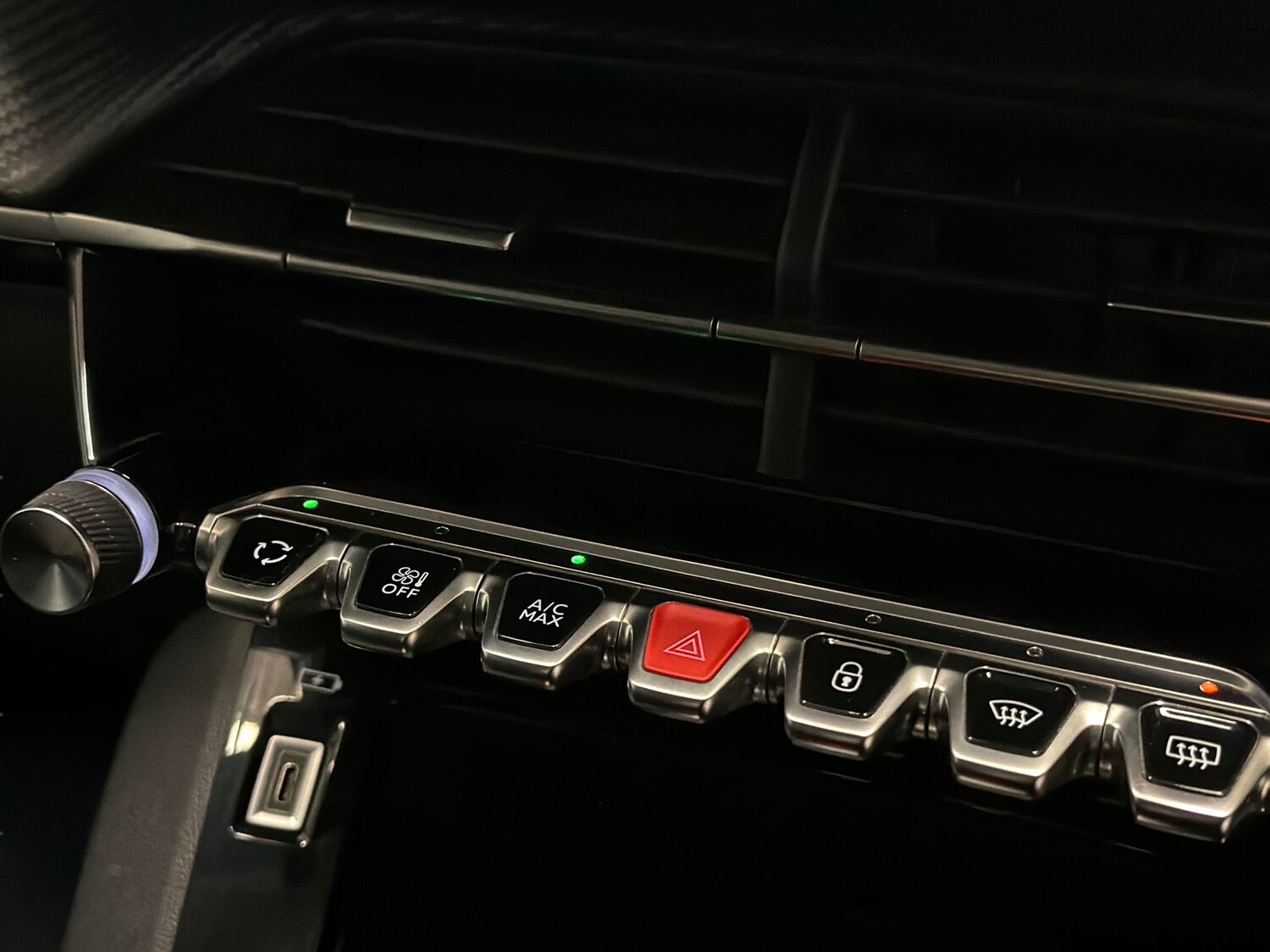 Used Peugeot 208 2022 for sale - 77542943: Photo 14