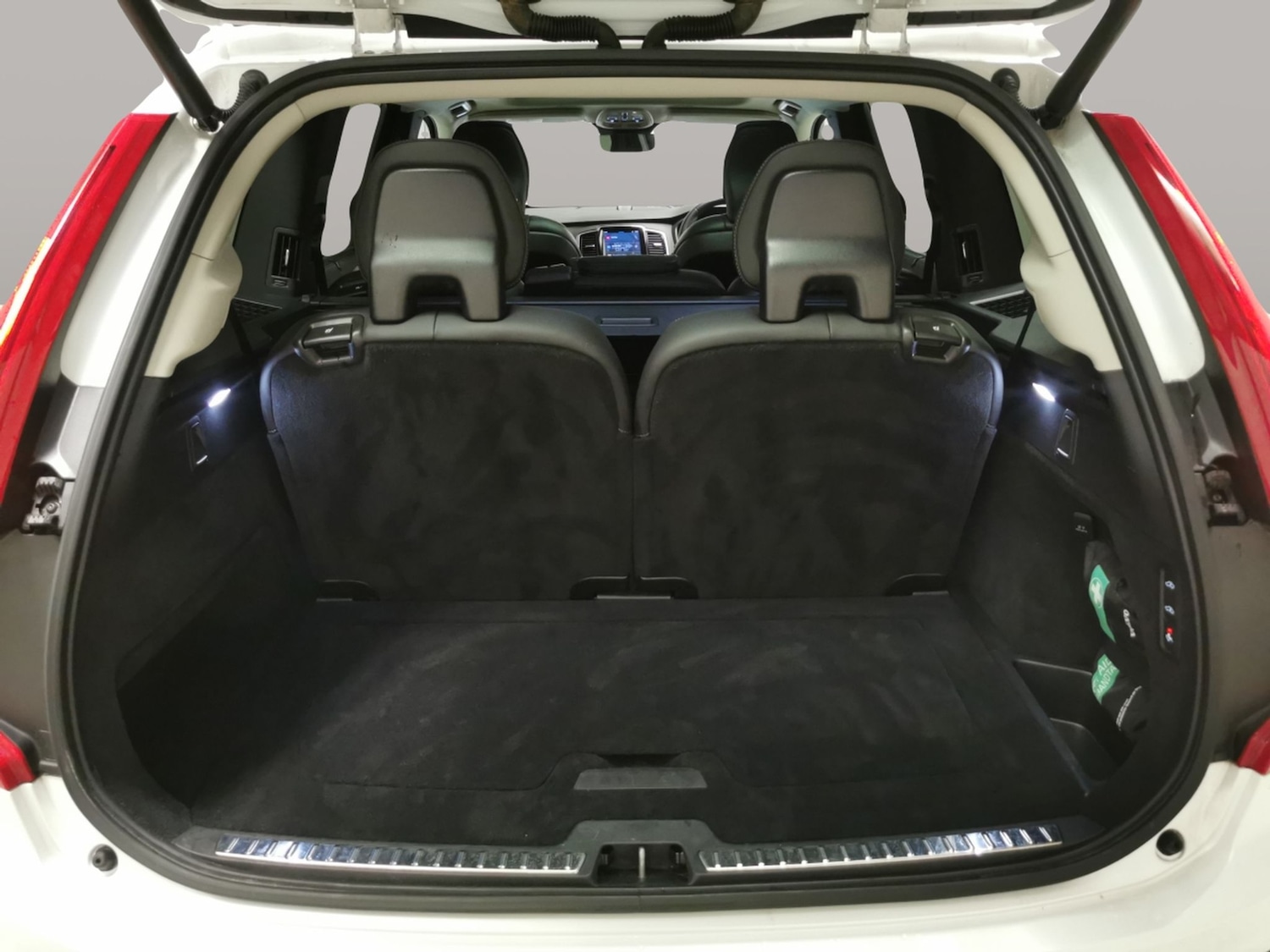 Used Volvo XC90 2023 for sale - 77296542: Photo 33