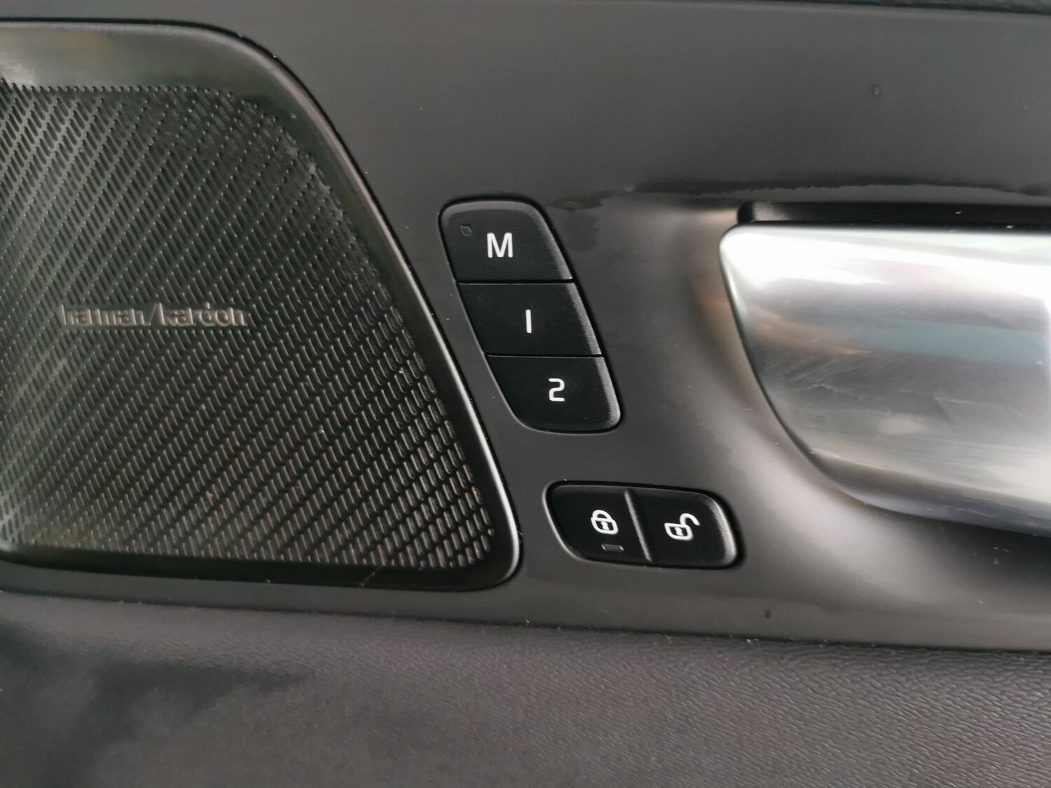 Used Volvo XC60 2023 for sale - 77529881: Photo 19